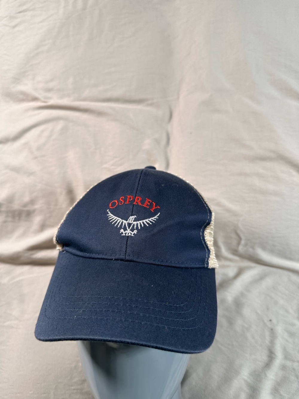 Osprey SnapBack Cream Navy Embroidered Trucker Hat Pre Owned Gorpcore